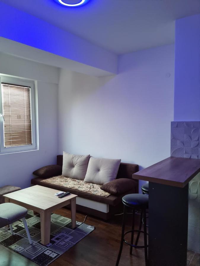 Lester Apartments Skopje Esterno foto